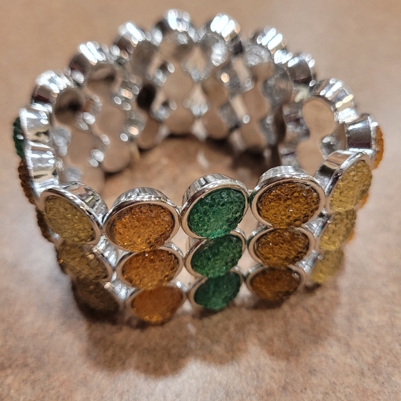 Peach,  green, & gold stretchy glitter bracelet - Picture 3 of 6